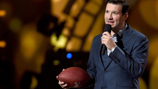 Reports: Tony Romo Will Replace Phil Simms In CBS Broadcast Booth